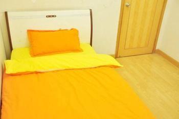 Guangzhou Pinyan Youth Hostel Tangxia  Luaran gambar